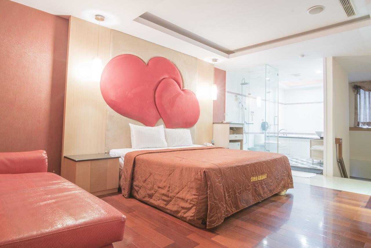 Alexander Motel Kaohsiung Esterno foto