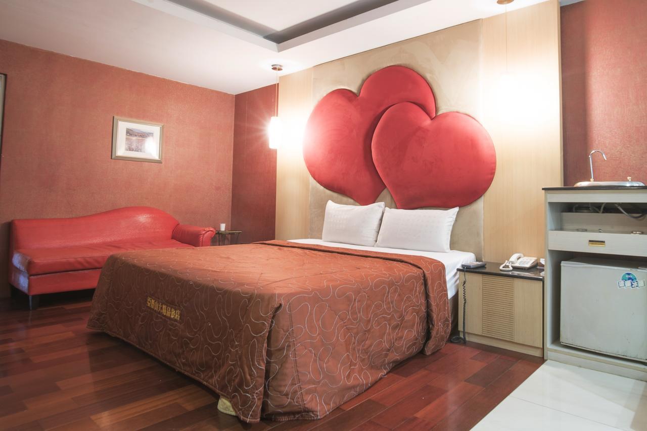 Alexander Motel Kaohsiung Esterno foto